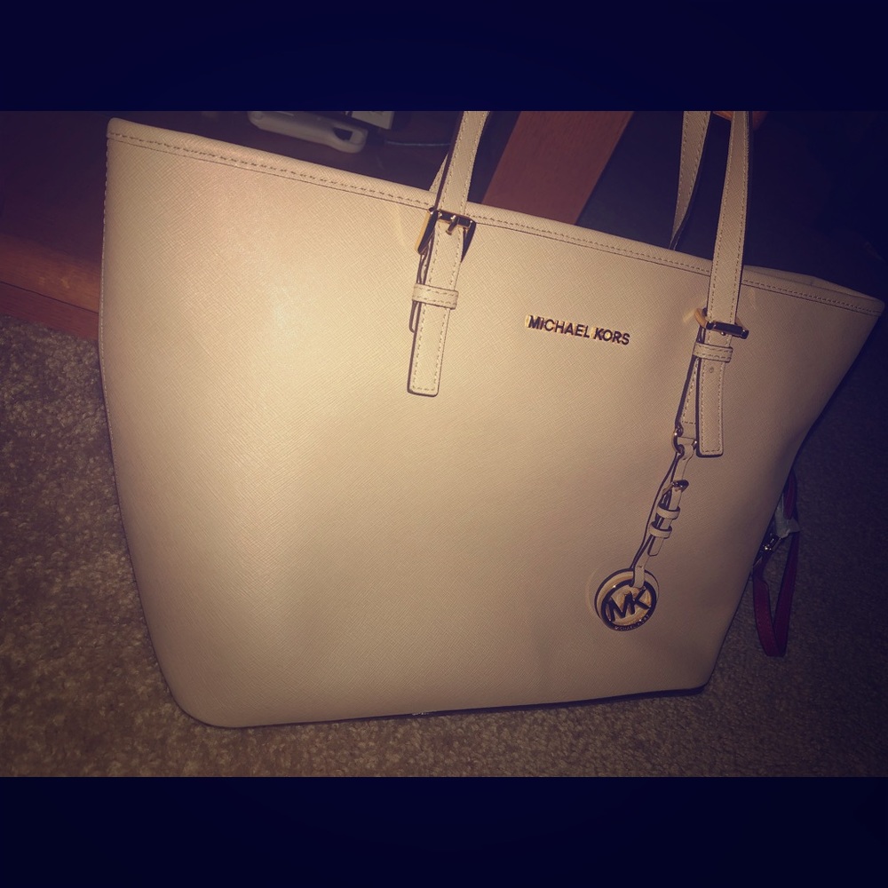 MICHAEL KORS BEIGE TOTE 👜